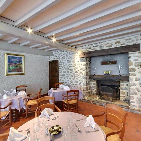 Fasthotel Oloron Hostellerie Du Paon Blanc Lurbe-Saint-Christau ภายนอก รูปภาพ