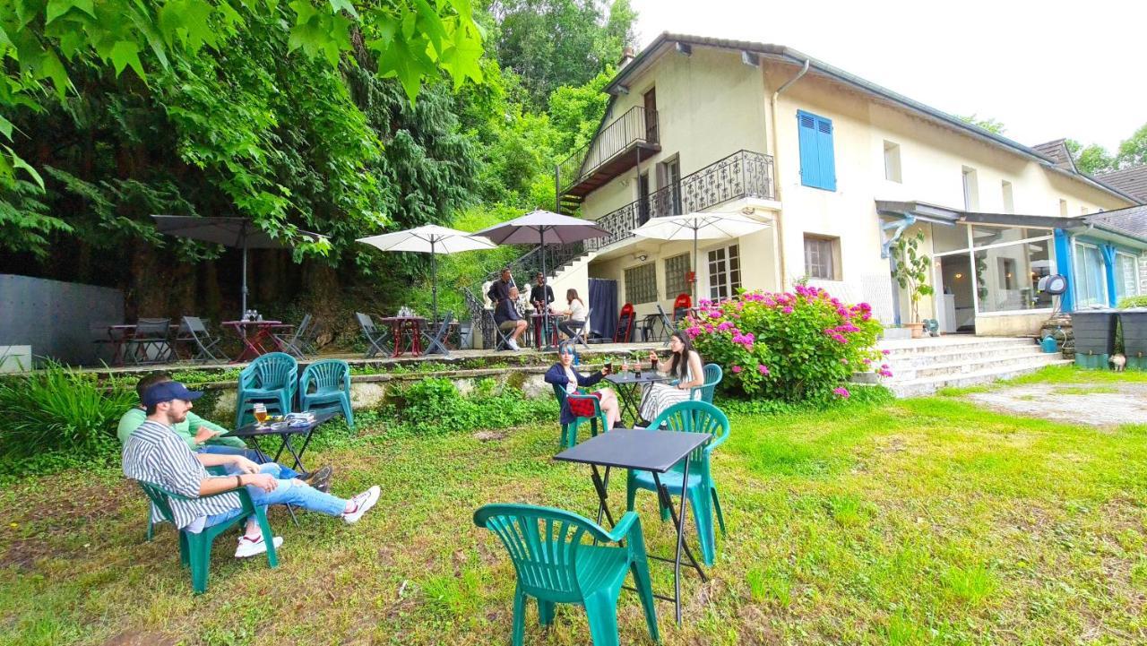 Fasthotel Oloron Hostellerie Du Paon Blanc Lurbe-Saint-Christau ภายนอก รูปภาพ