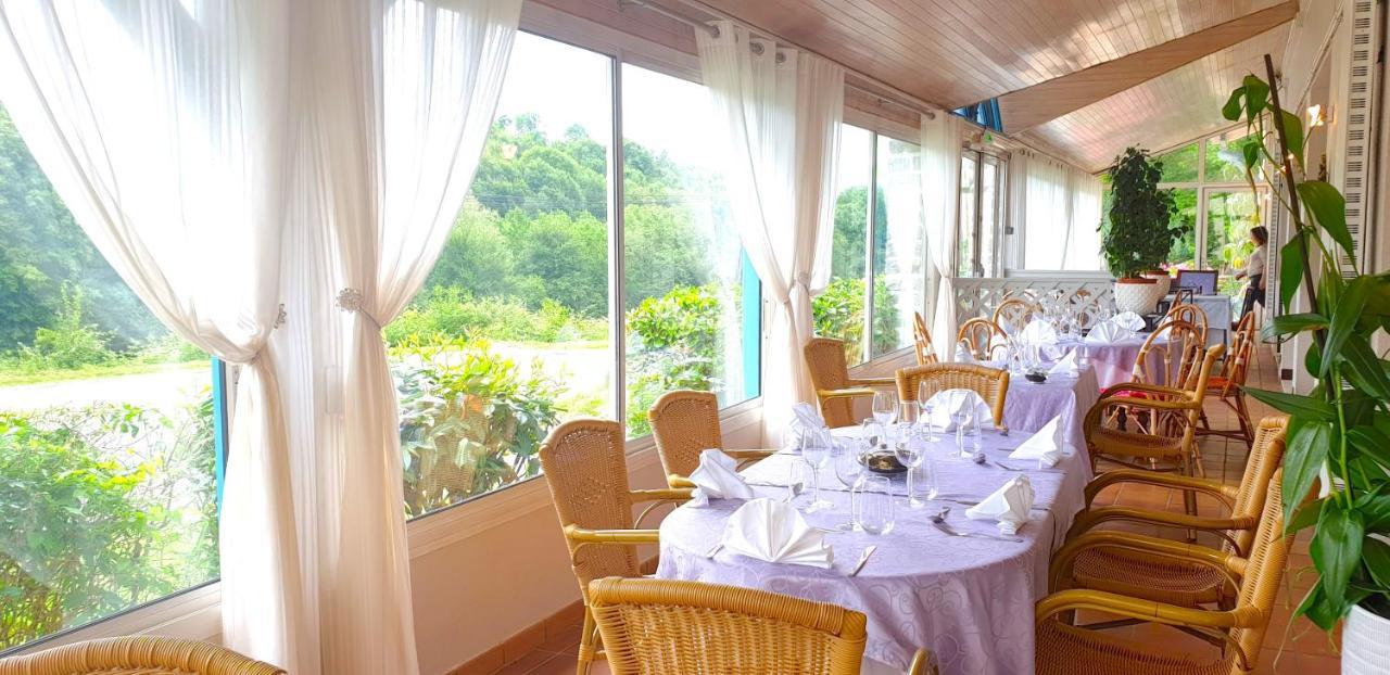 Fasthotel Oloron Hostellerie Du Paon Blanc Lurbe-Saint-Christau ภายนอก รูปภาพ